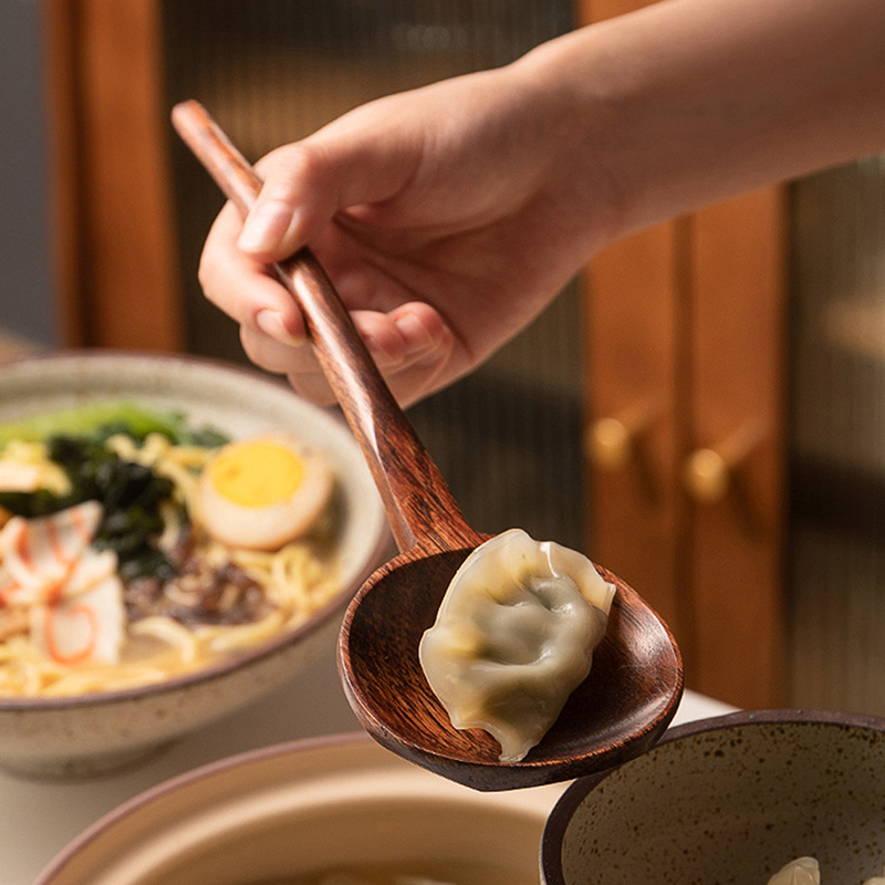 Long Handle Ramen Wooden Spoon - đánh giá và giá Home Cooking Japanese